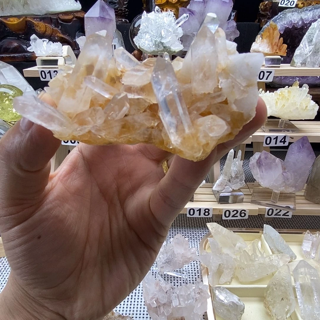 石材-**-天然水晶摆件