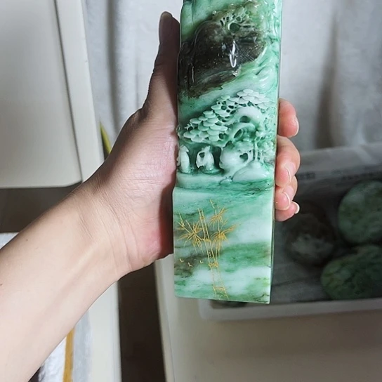 和***乐未镶嵌独山玉手镯