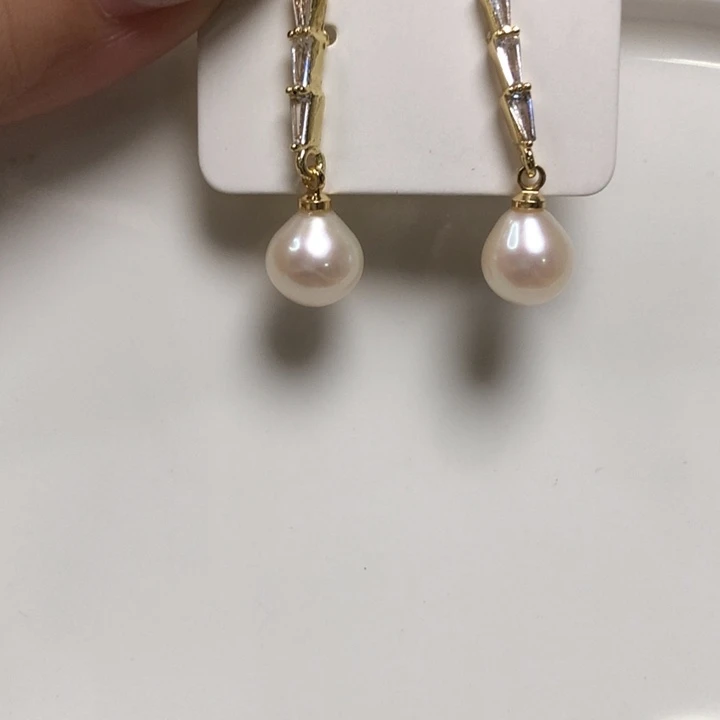 淡水珍珠合金颈饰