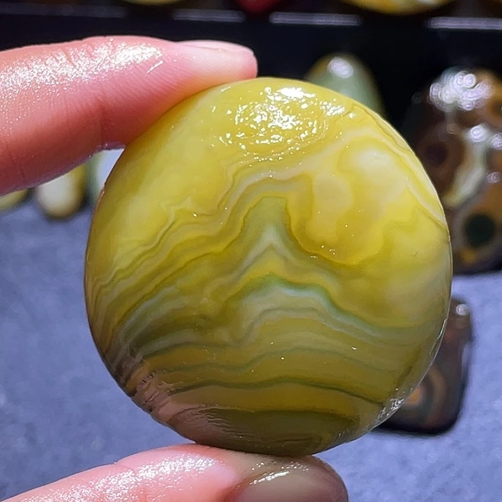 玛瑙/玉髓未镶嵌珠宝奇石