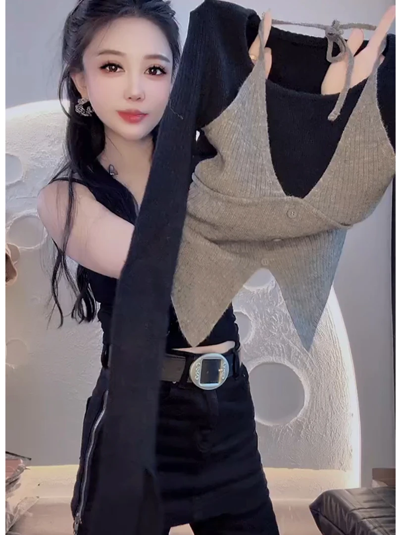 双十一假两件挂脖拼色长袖针织衫女秋不规则开叉打底衫甜辣小上衣