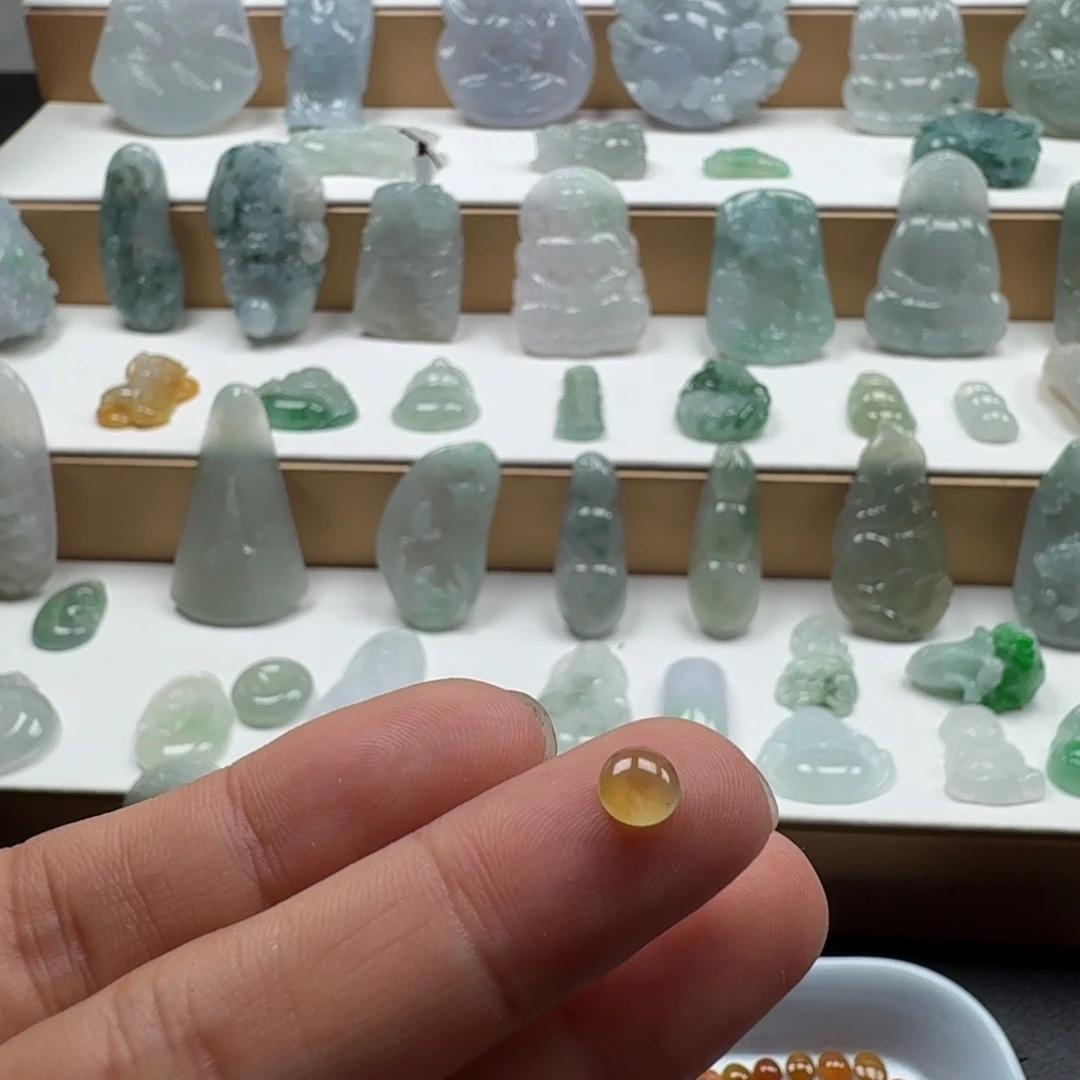 紫***钰项链未镶嵌翡翠翡翠