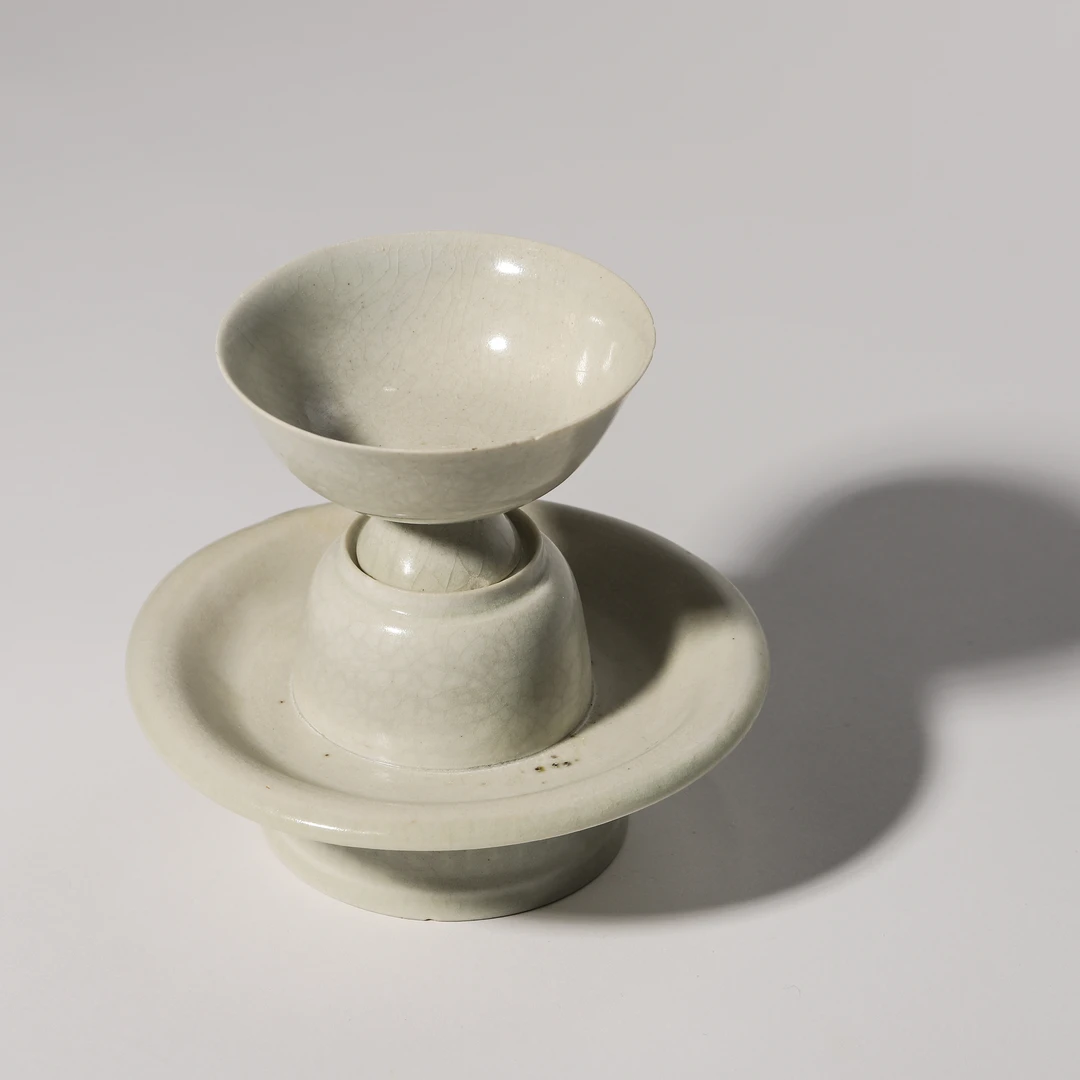 Lot10 明代 青白釉高台茶盏茶托一套【古董拍卖】