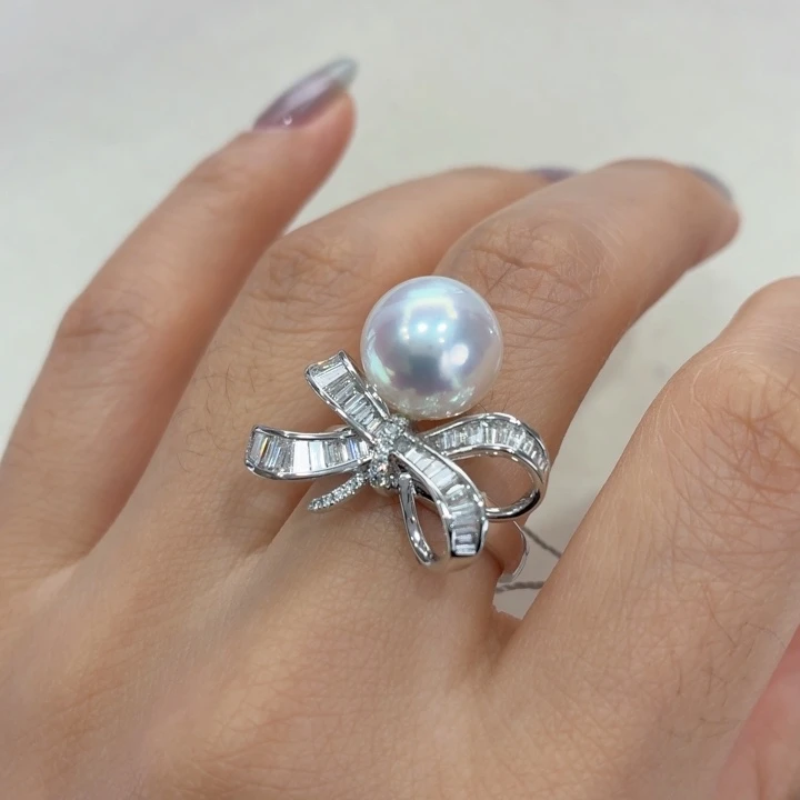 18K金镶嵌戒指海水珍珠