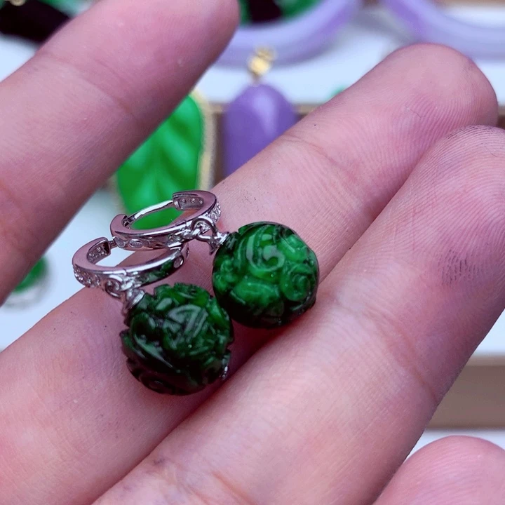 翡翠未镶嵌耳饰耳饰