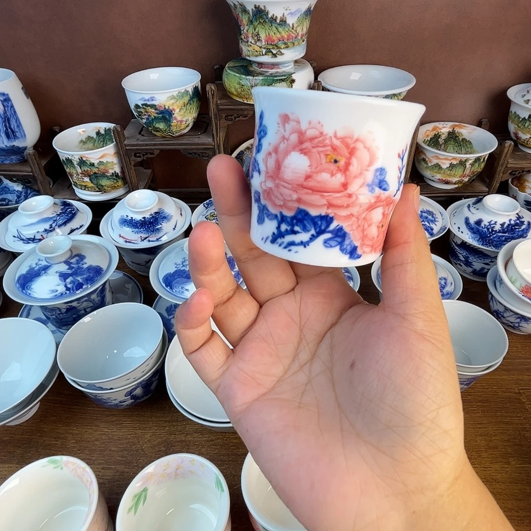 忠意堂釉下彩红牡丹