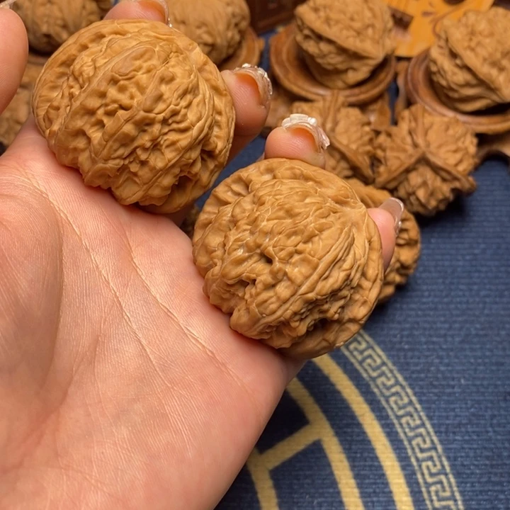 把件文玩核桃45狮子