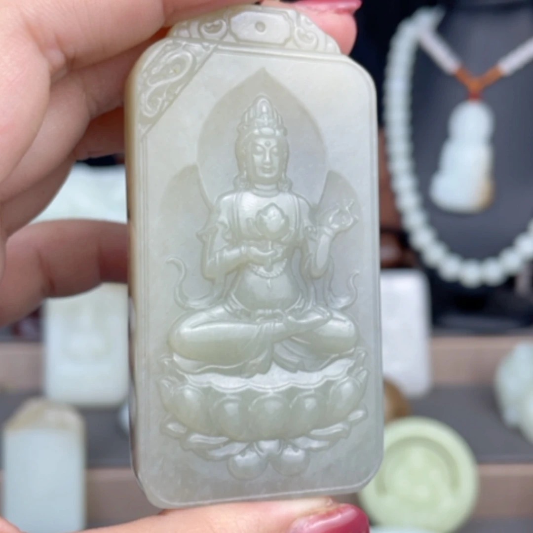 【闪购商品】颈饰未镶嵌和田玉