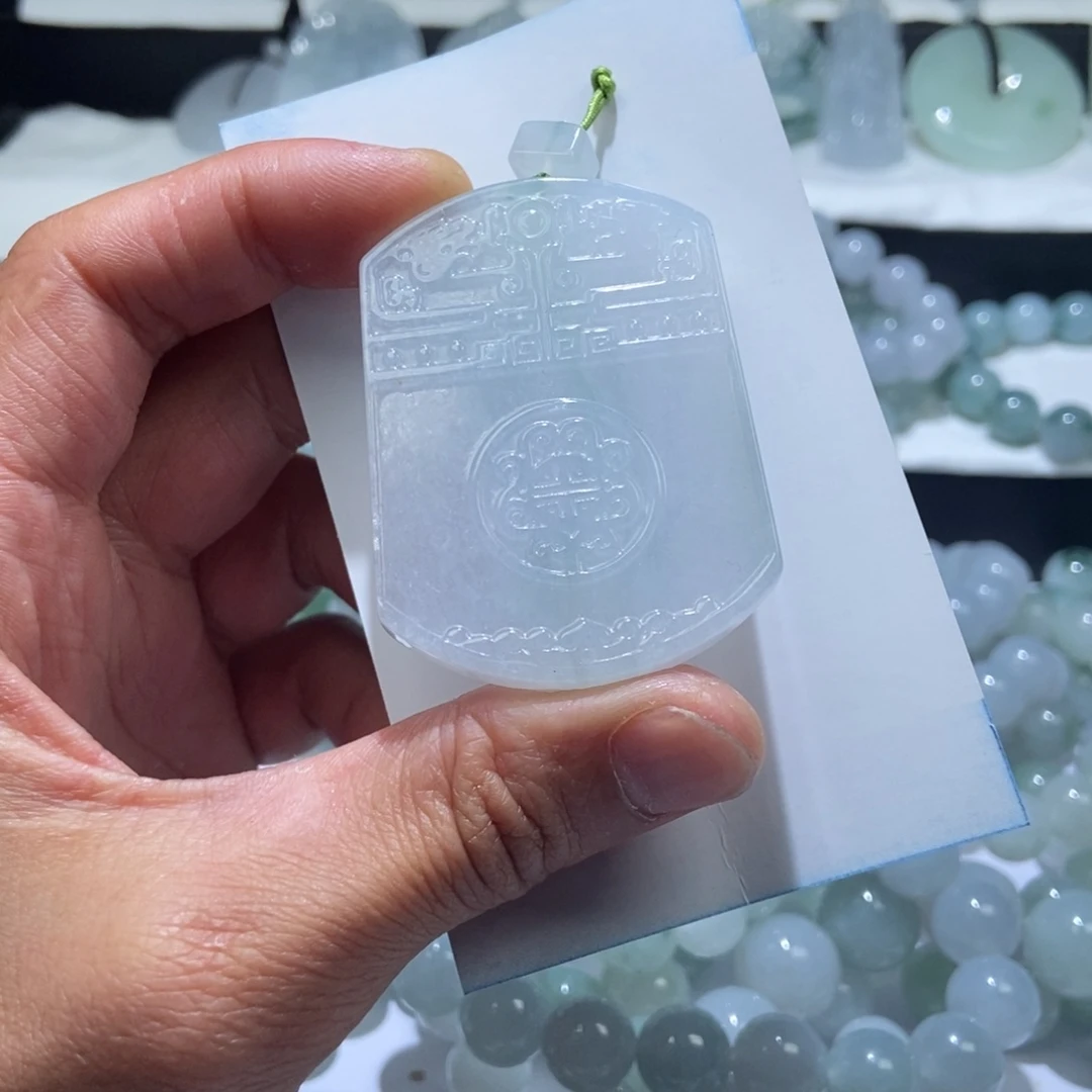 定制翡翠未镶嵌仿古牌