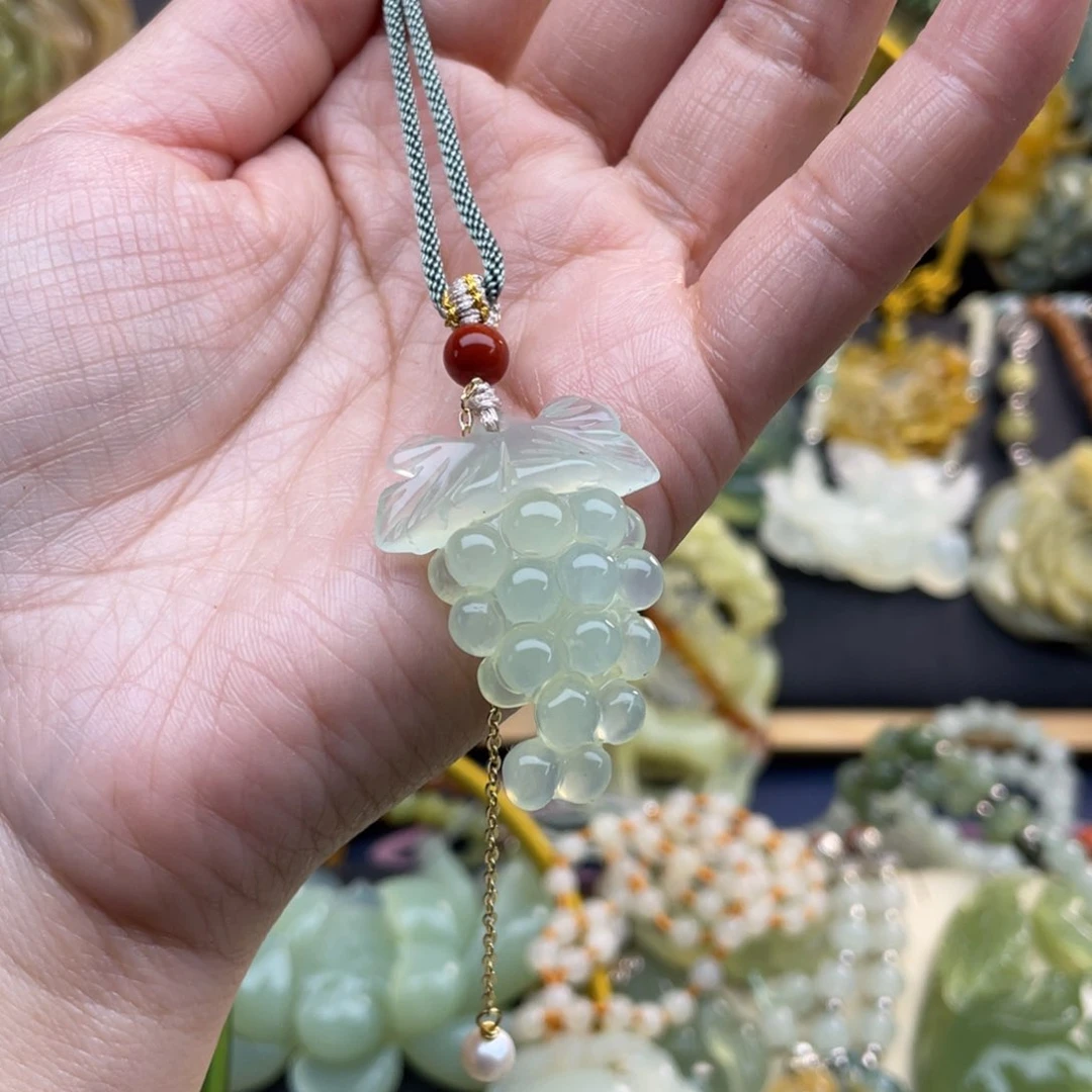 蛇纹石玉颈饰未镶嵌媛**@