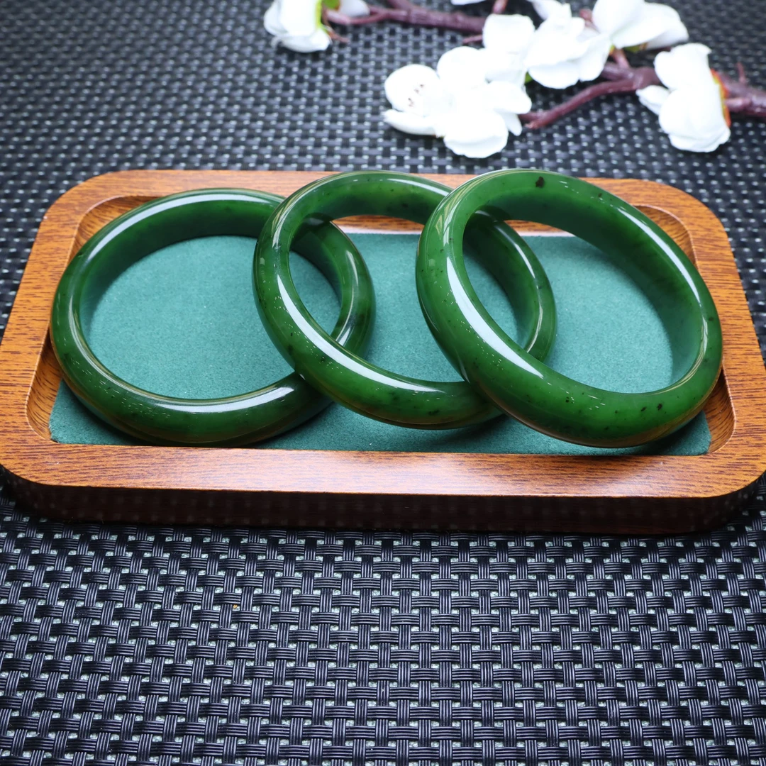 【小猴哥珠宝】天然和田玉俄料红皮老料气质手镯拍一发一多样性发货