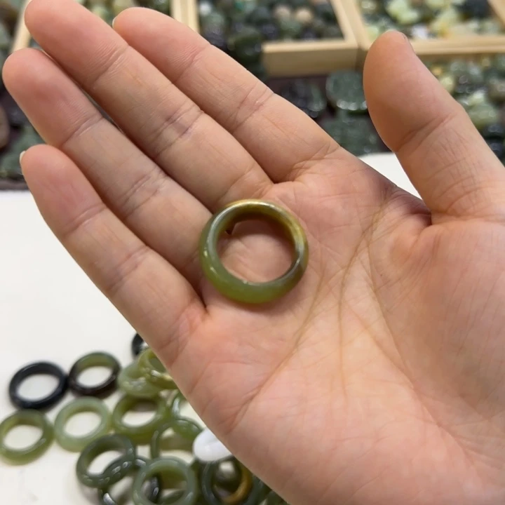 未镶嵌和田玉珠宝奇石毁****了