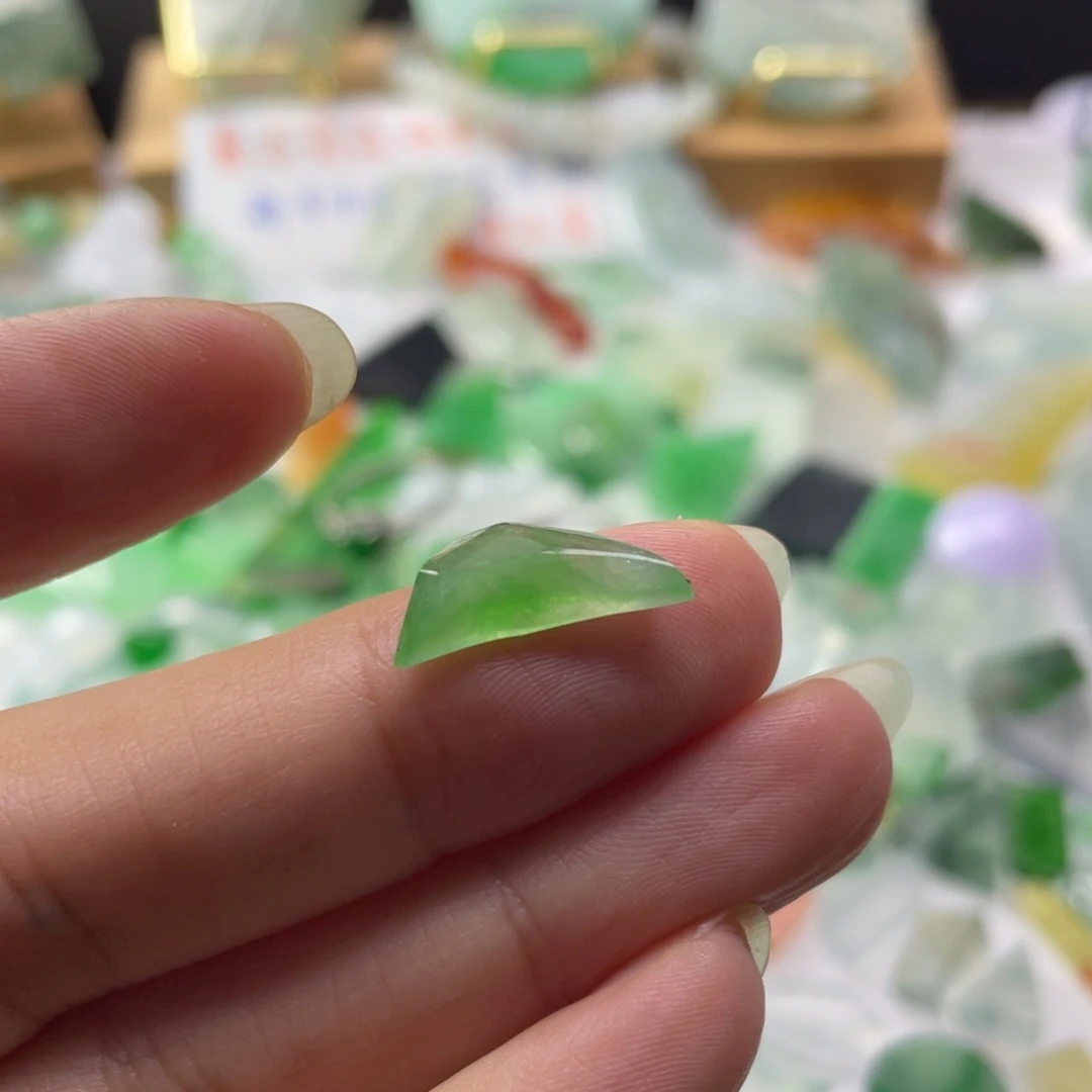 定制翡翠未镶嵌天然缅甸翡翠