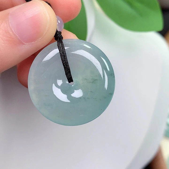 颈饰未镶嵌翡翠平安扣 28.4-6.2mm