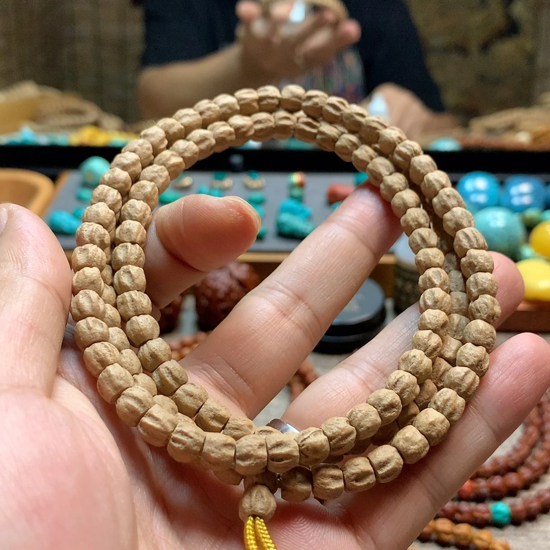 吊坠柏香籽/百香籽热振粉皮红油方块经典顺