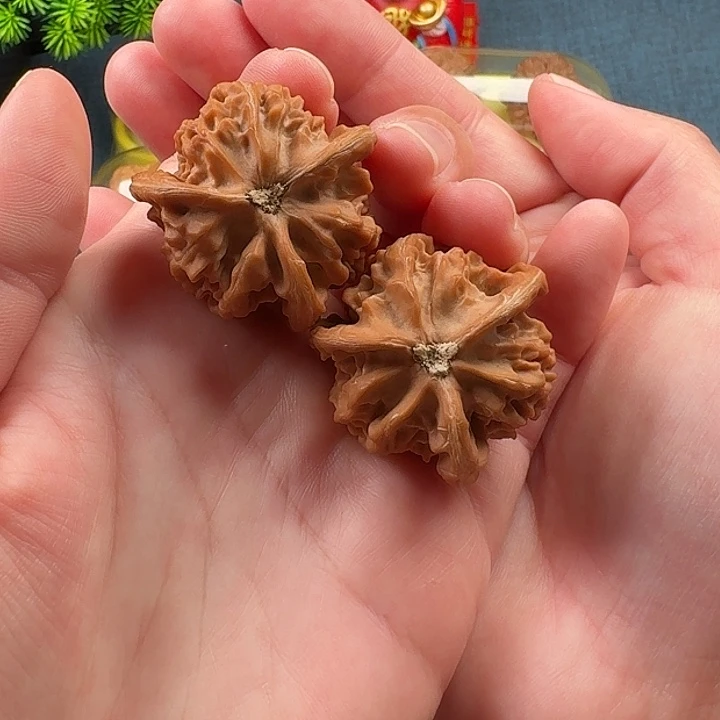 文玩核桃把件全品37毕业对