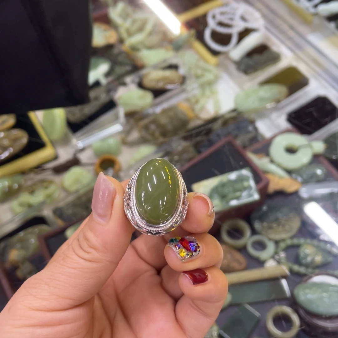 【闪购商品】和田玉戒指银S925镶嵌常**过