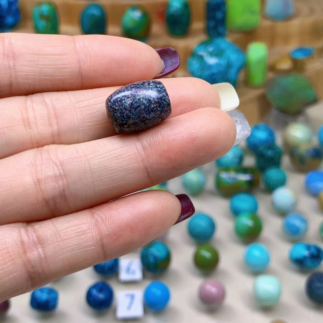 绿松石未镶嵌三彩随行