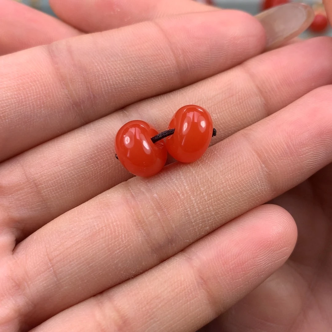 南红玛瑙配饰未镶嵌