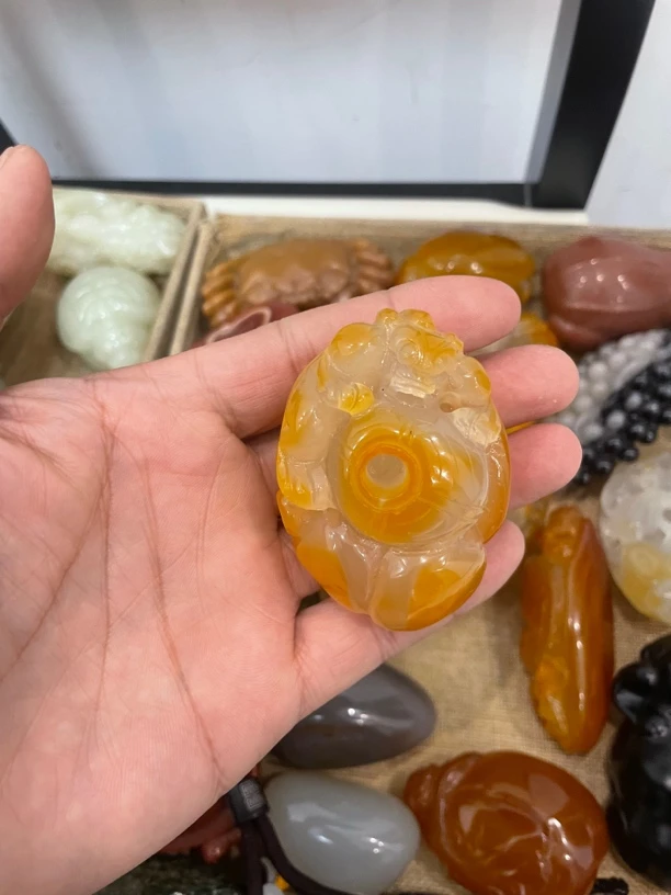 天然玉石 精品雕刻吊坠 手把件（以直播间截图为准）