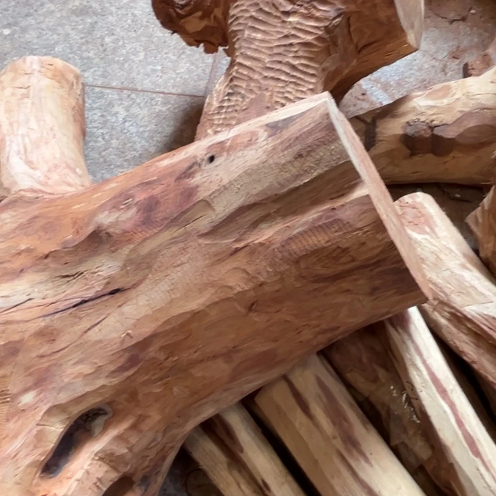 啦***饿黄花梨/降香黄檀把件