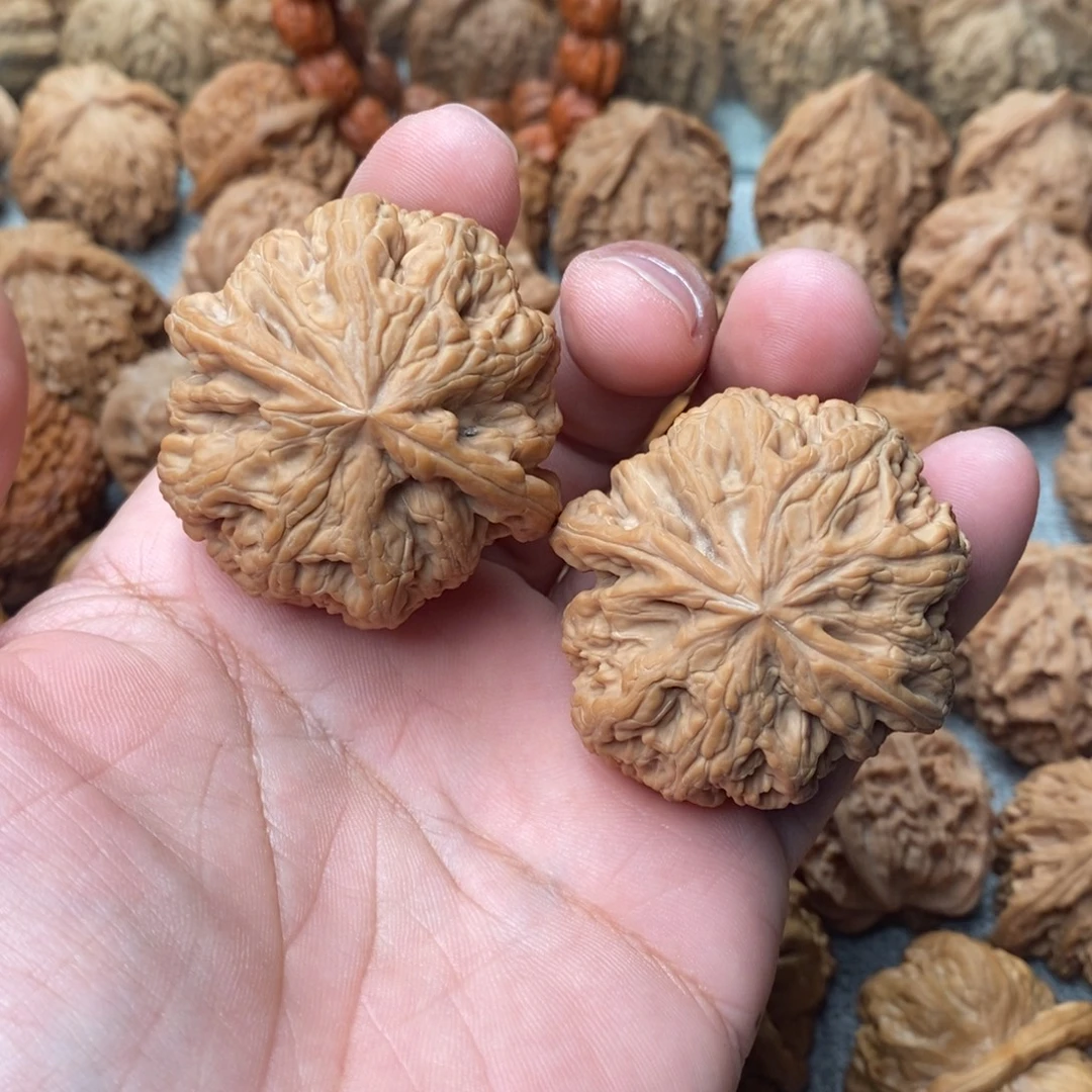 活***、文玩核桃吊坠45大粗筋