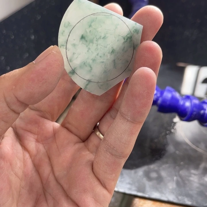 起****定制翡翠未镶嵌边角料