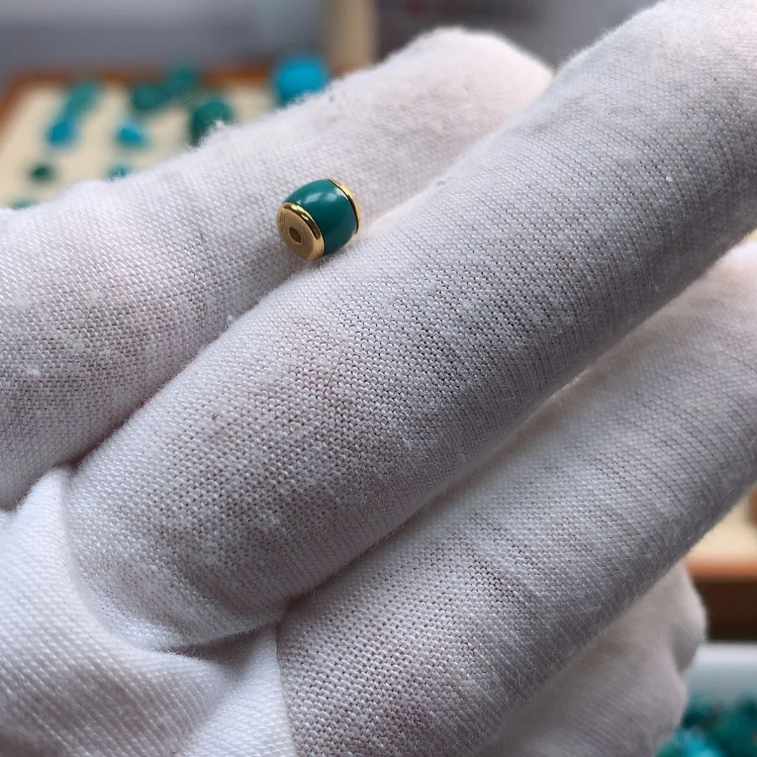 绿松石配饰18K金镶嵌