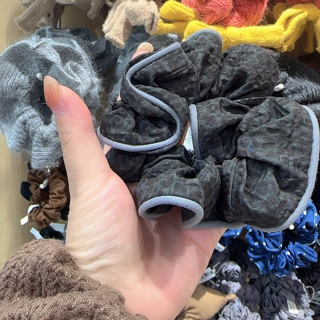 皮质非金属豹纹发圈