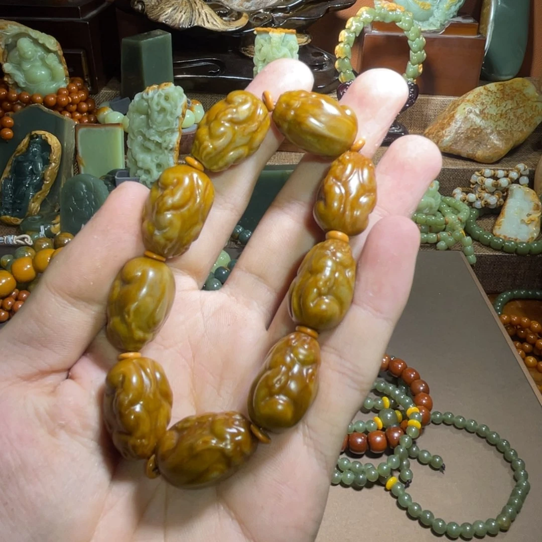 透闪石质玉貔貅 手链皮未镶嵌