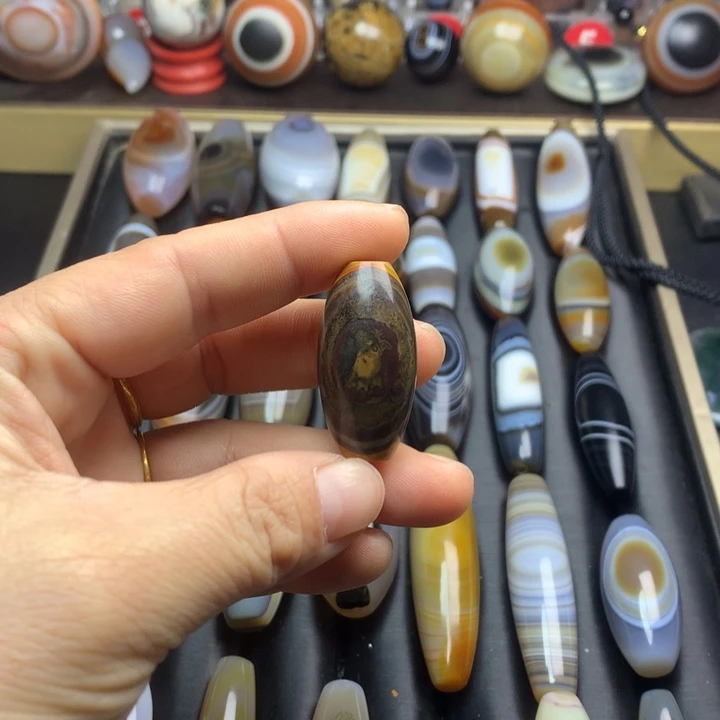 玛瑙/玉髓未镶嵌颈饰吊坠