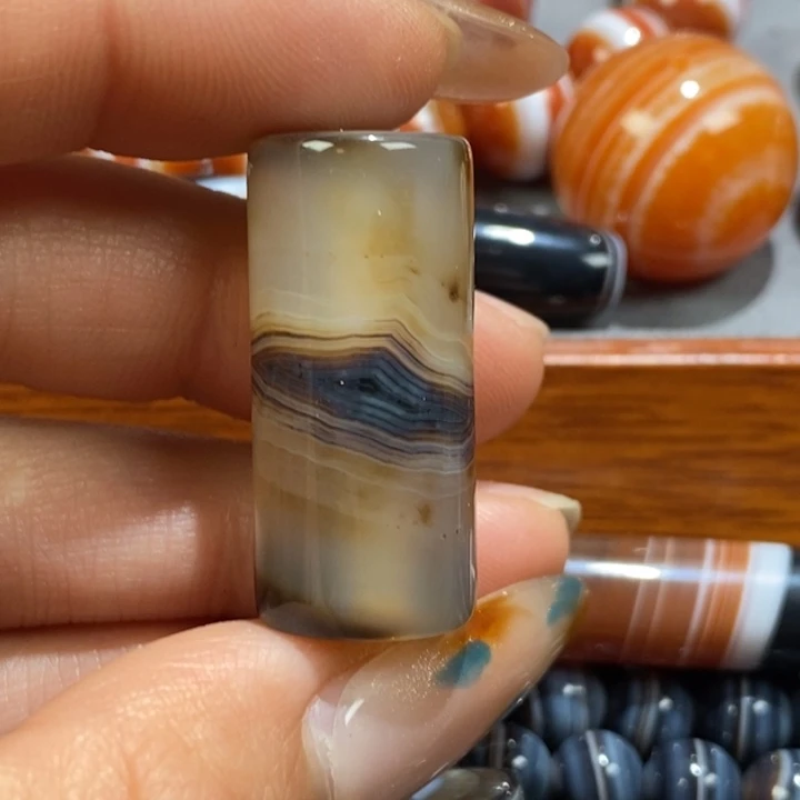 玛瑙/玉髓未镶嵌颈饰