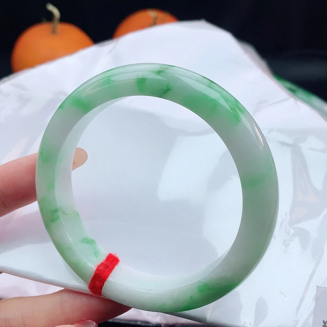 翡翠手镯未镶嵌58圈口882451