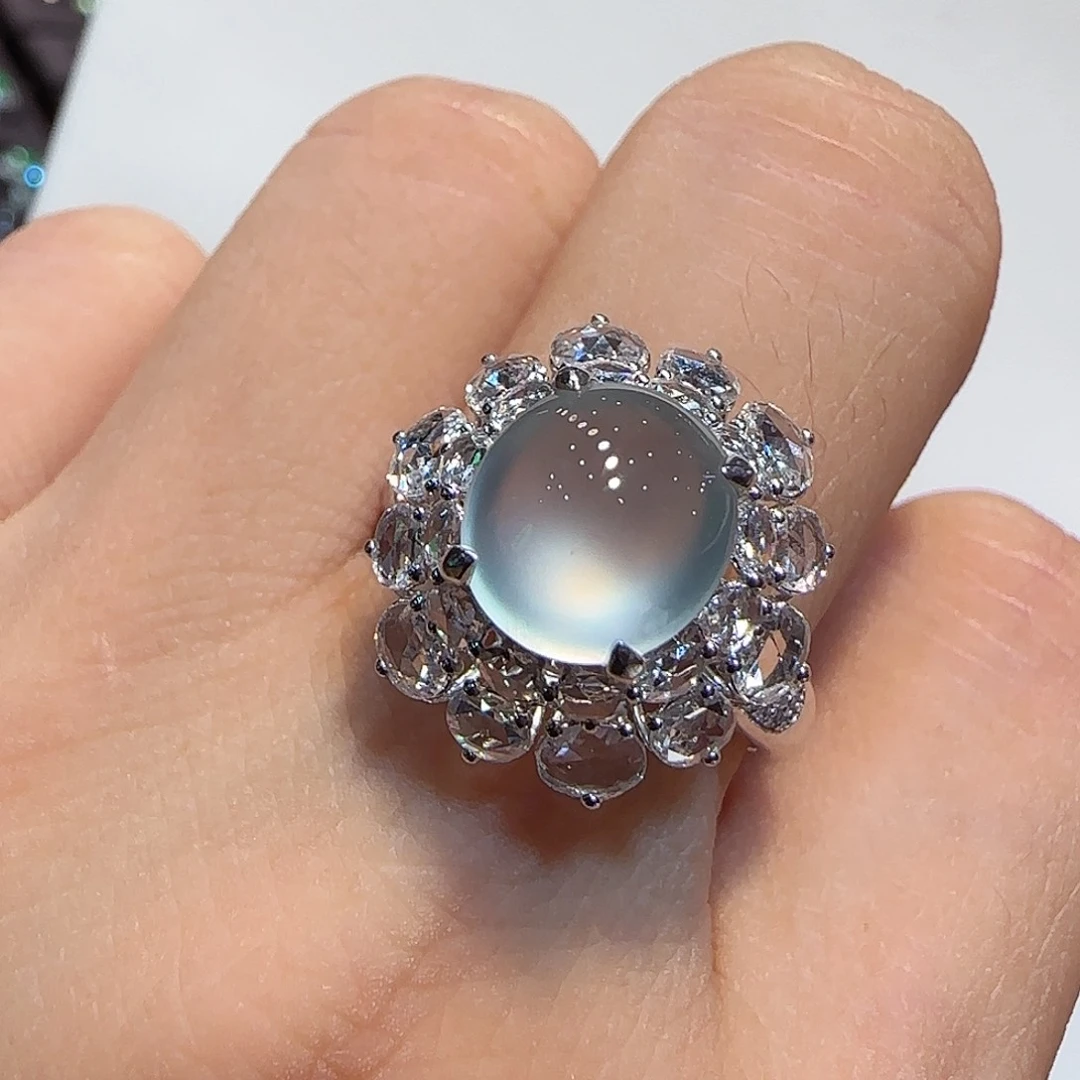 翡翠戒指18K金镶嵌戒指