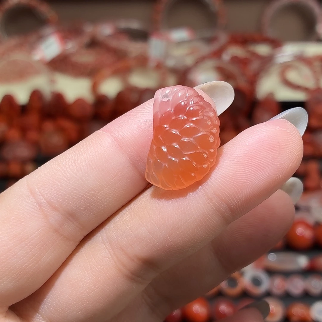 南红玛瑙未镶嵌颈饰橘子瓣