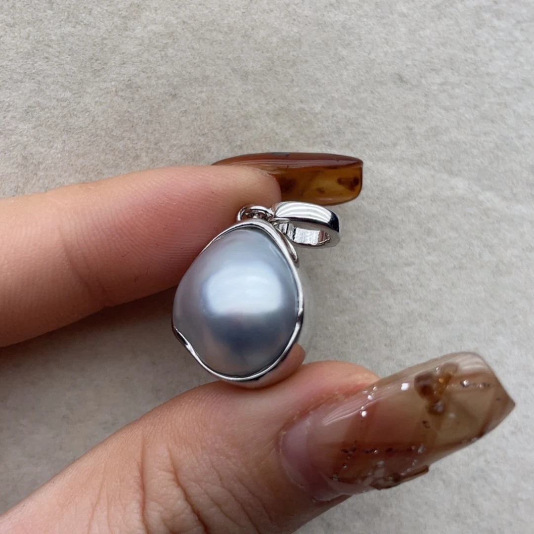 颈饰银S925镶嵌海水珍珠D75