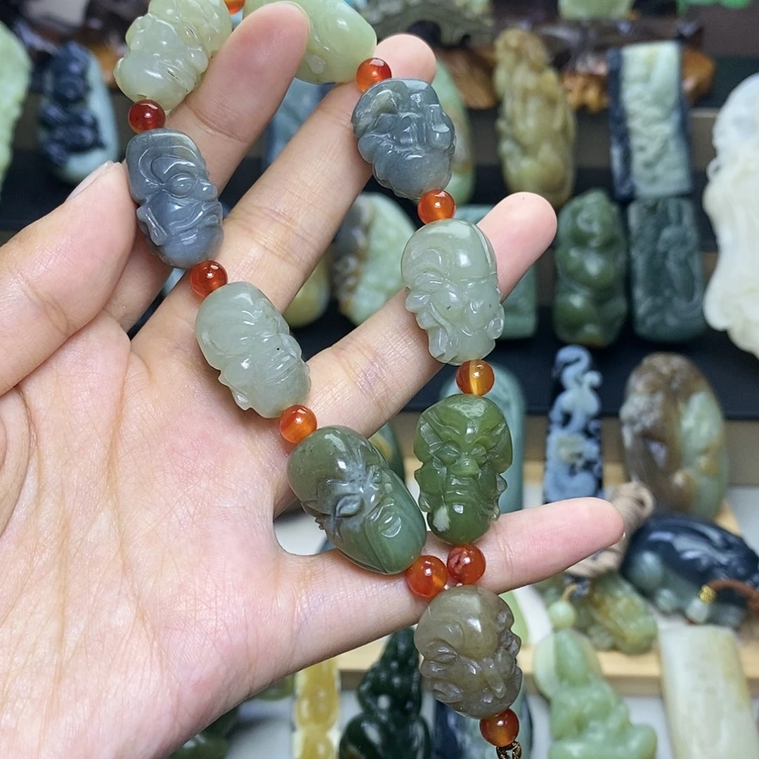 【闪购商品】颈饰未镶嵌和田玉勇**畏