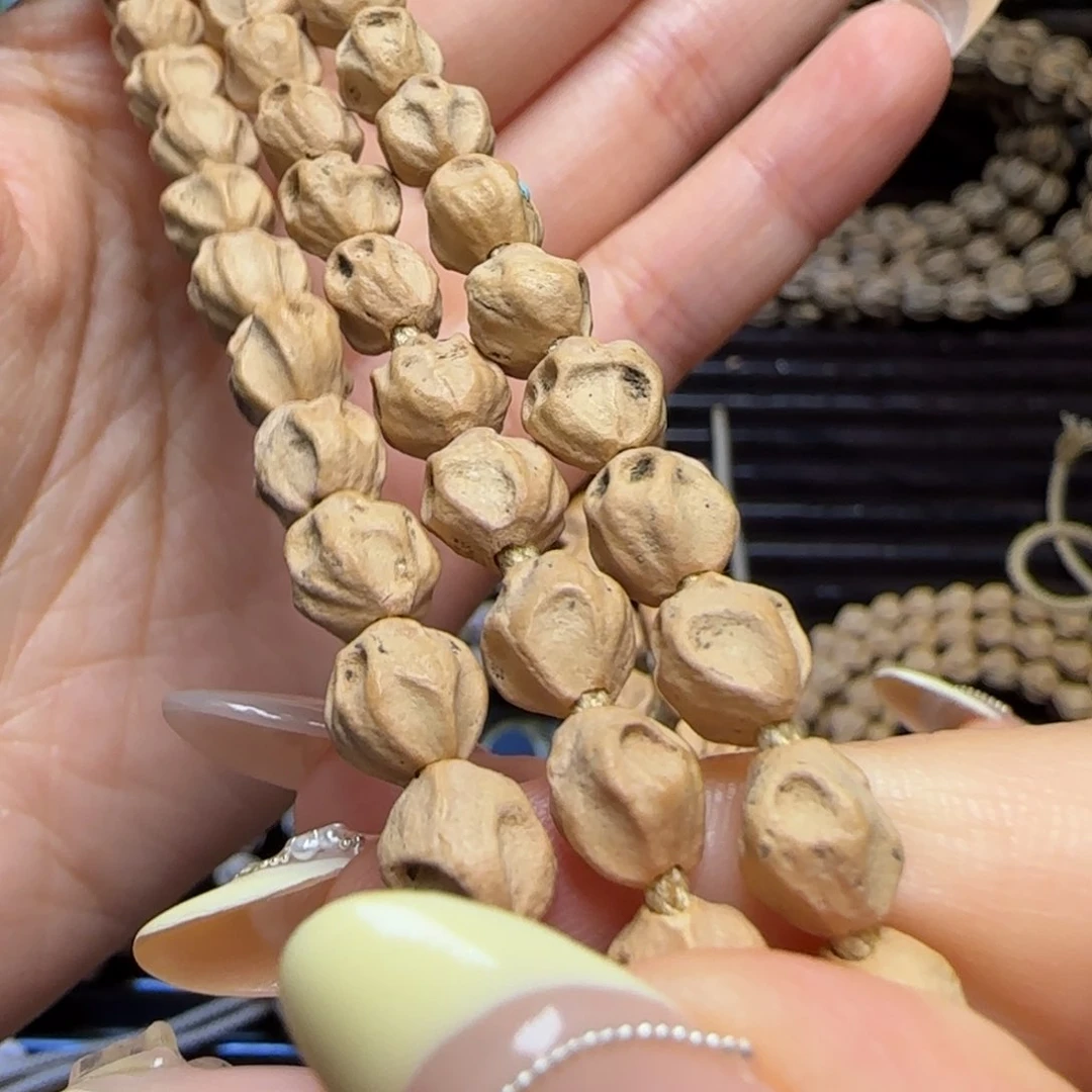 袍***家柏香籽/百香籽吊坠