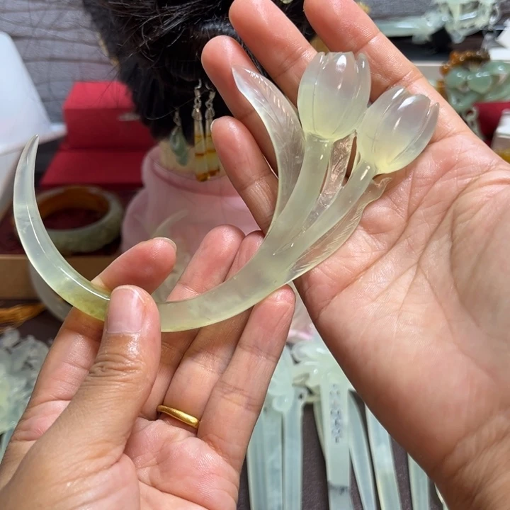 未镶嵌蛇纹石玉发簪