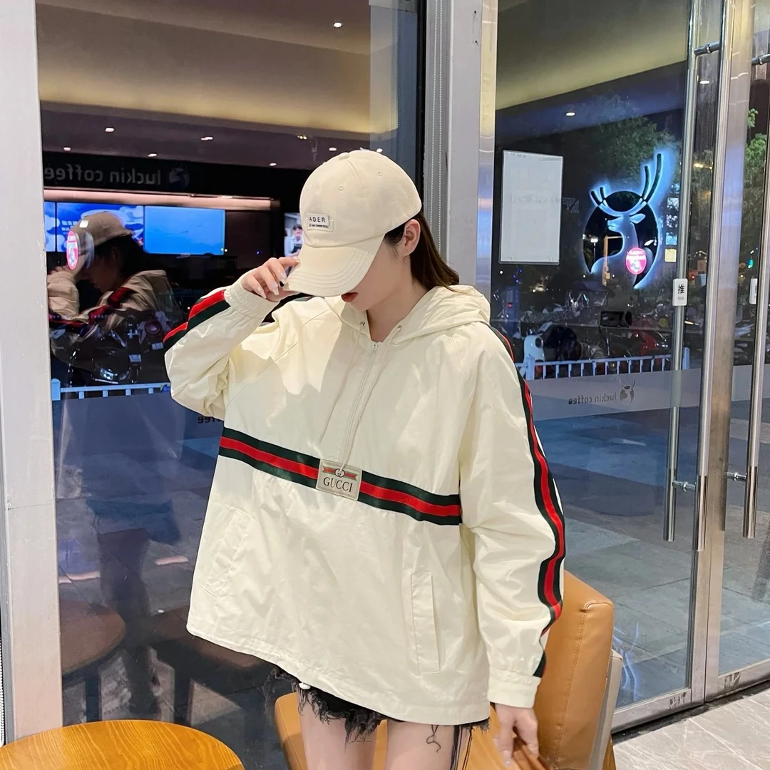 99新 GUCCI/古驰 梅芙 白色半拉链冲锋衣 50码