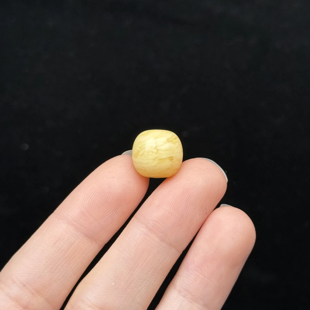 F3177天然原矿蜜蜡 满蜡鸡油黄墩子 12*11.3mm支持复检假一罚十