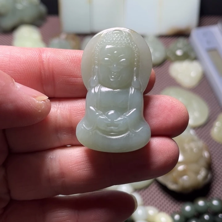 和田玉（糖玉）未镶嵌挂件