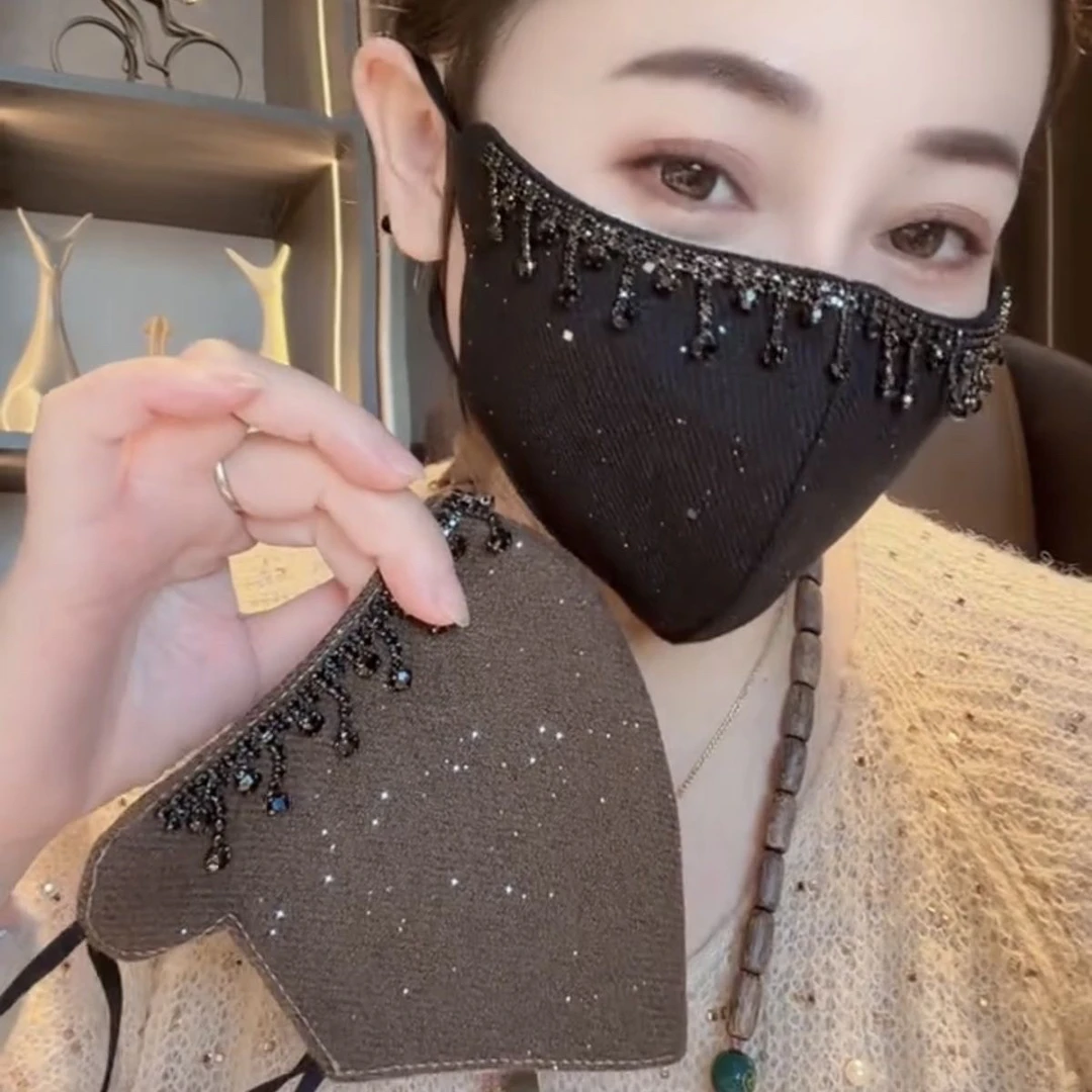 秋冬新款斜纹亮星重工流苏链条口罩防风防寒网红潮流款面罩显脸小