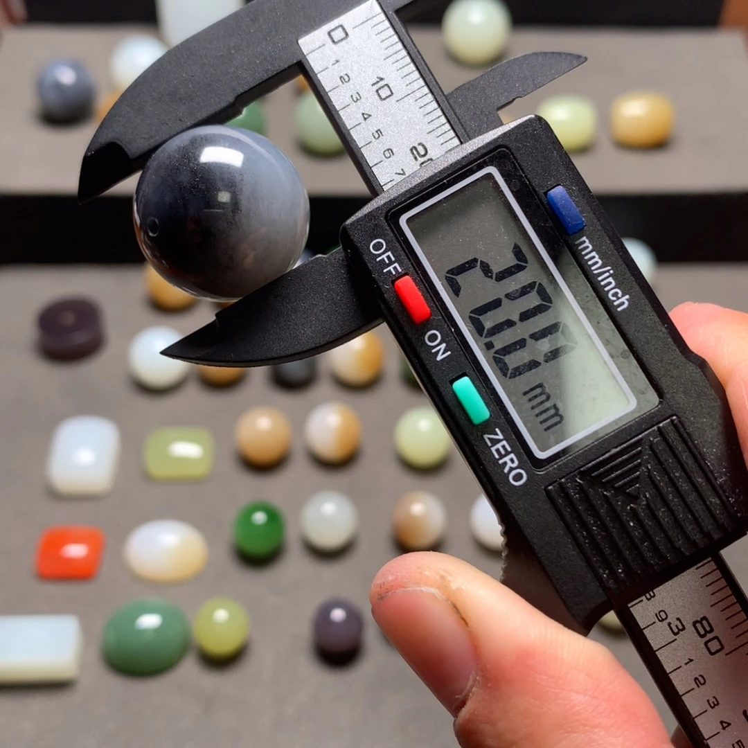 和田玉颈饰未镶嵌?****?