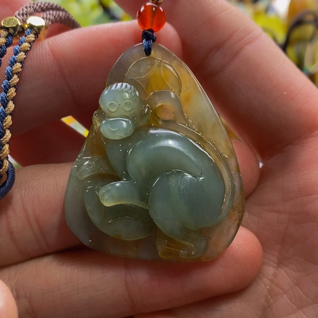 蛇纹石玉吊坠未镶嵌北****4
