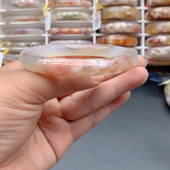 玛瑙/玉髓手镯未镶嵌60.1