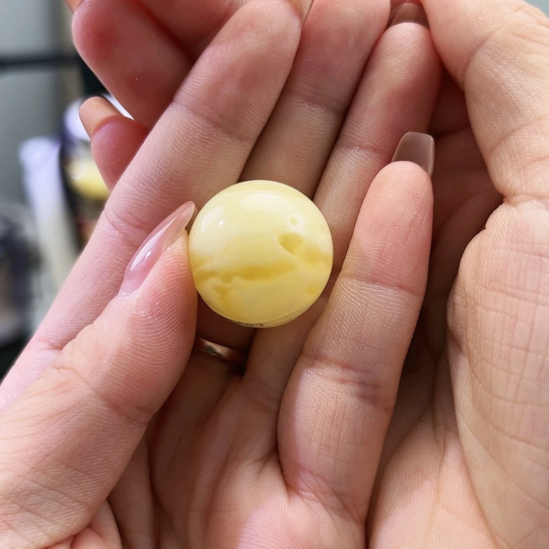 未镶嵌蜜蜡裸石海****讯圆珠