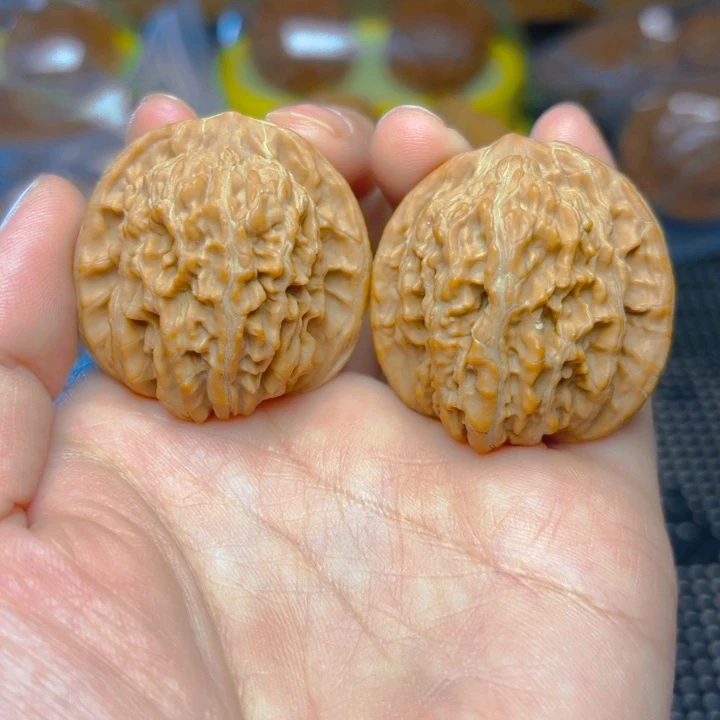 文玩核桃吊坠四座楼