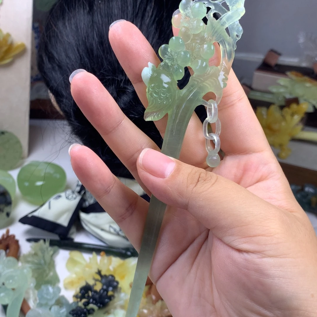 想***你未镶嵌蛇纹石玉发簪