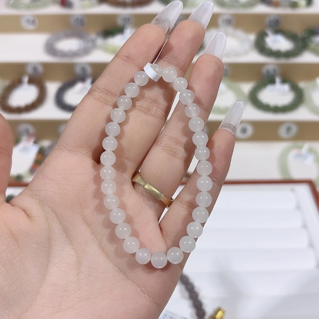 未镶嵌和田玉手链陈*癫y